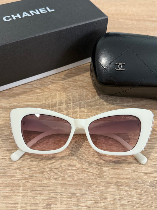 Gafas Chanel perlas blanca