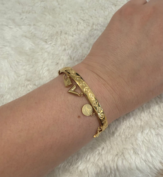 BRAZALETE CHARMS