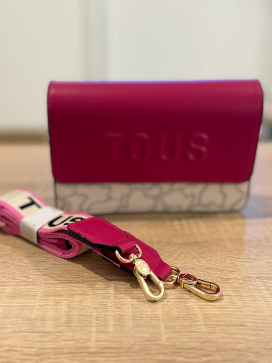 Bolso fucsia oso