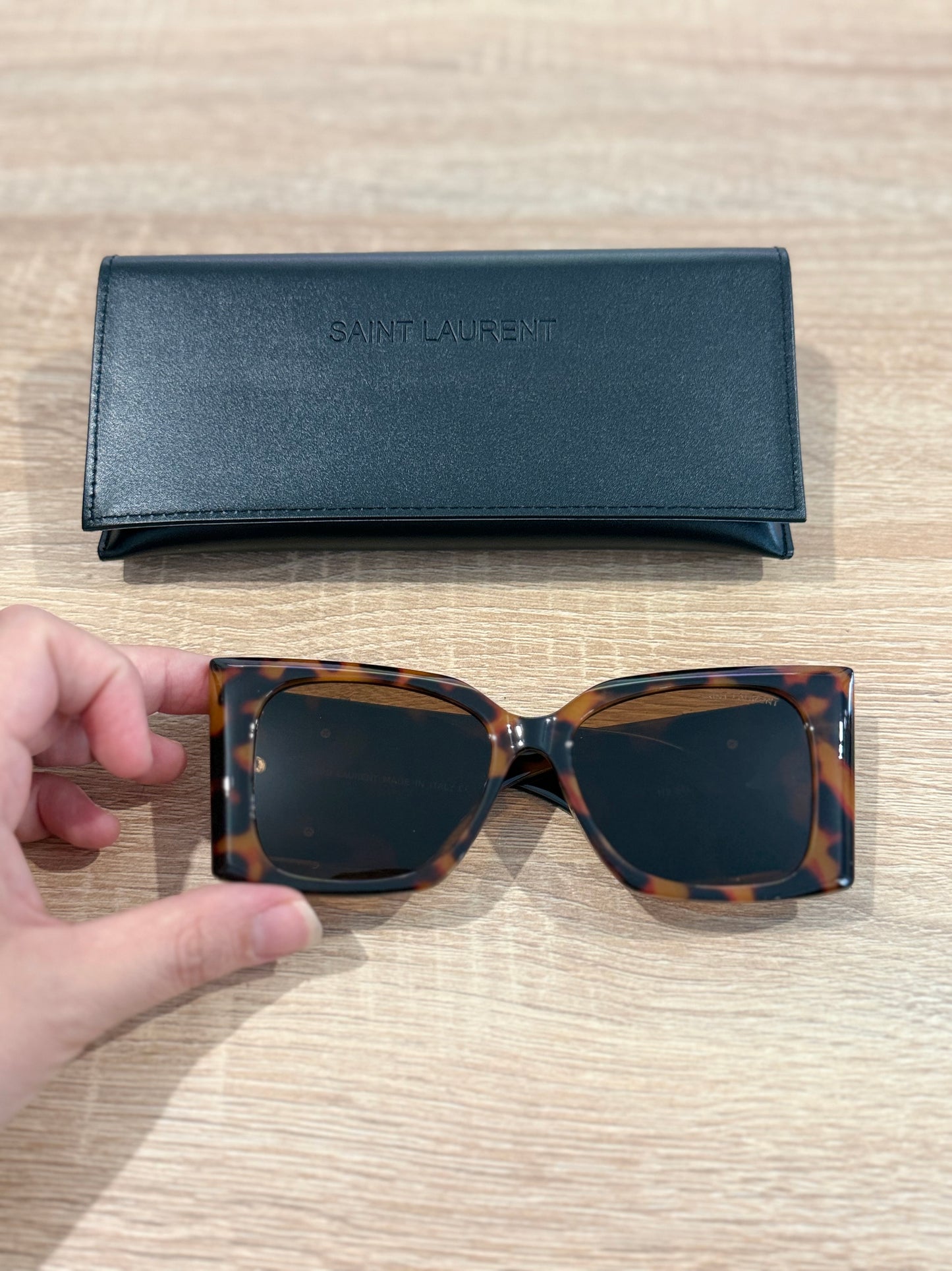 Gafas ysl maxi nacaradas