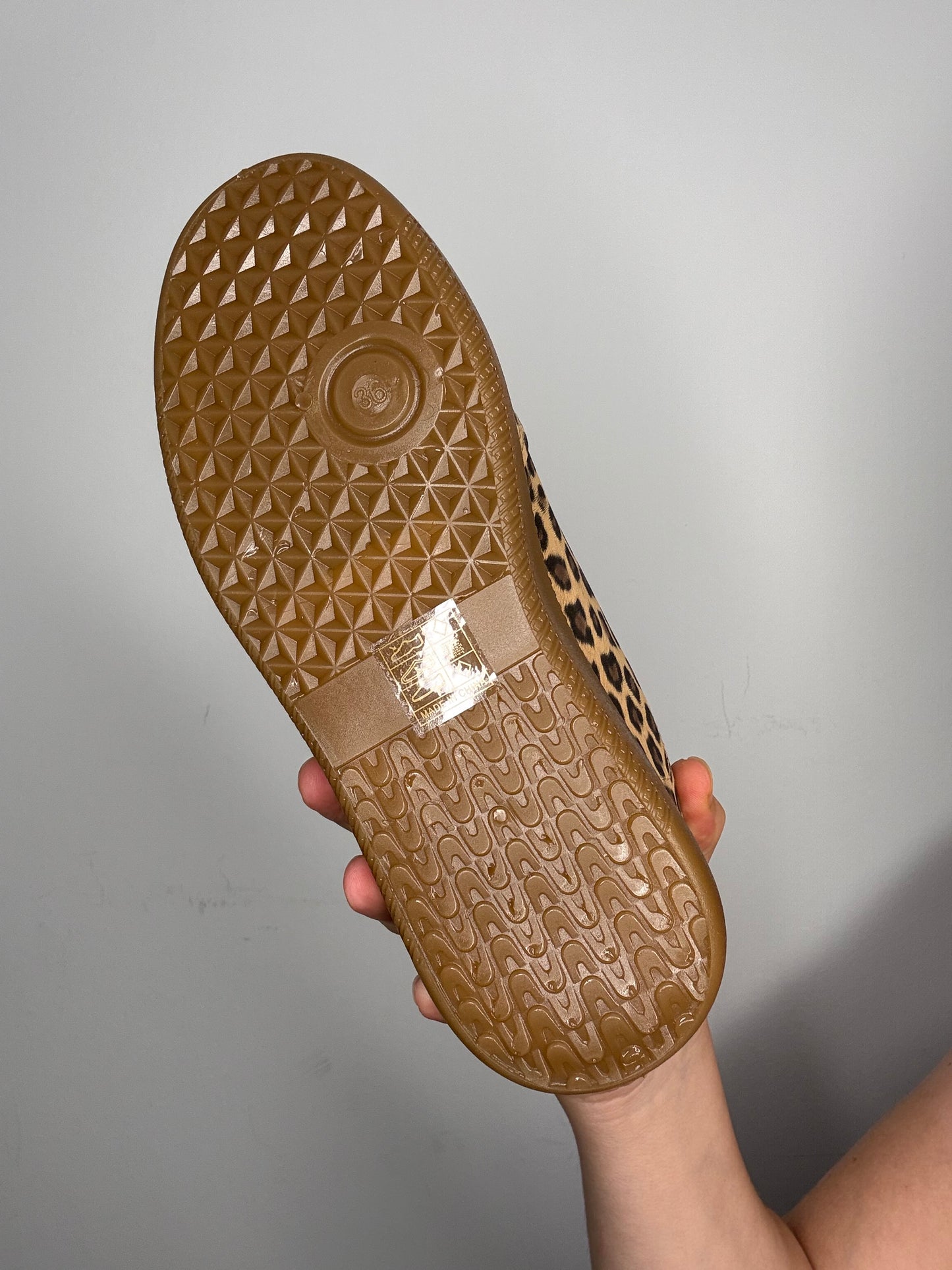 Zapatilla leopardo