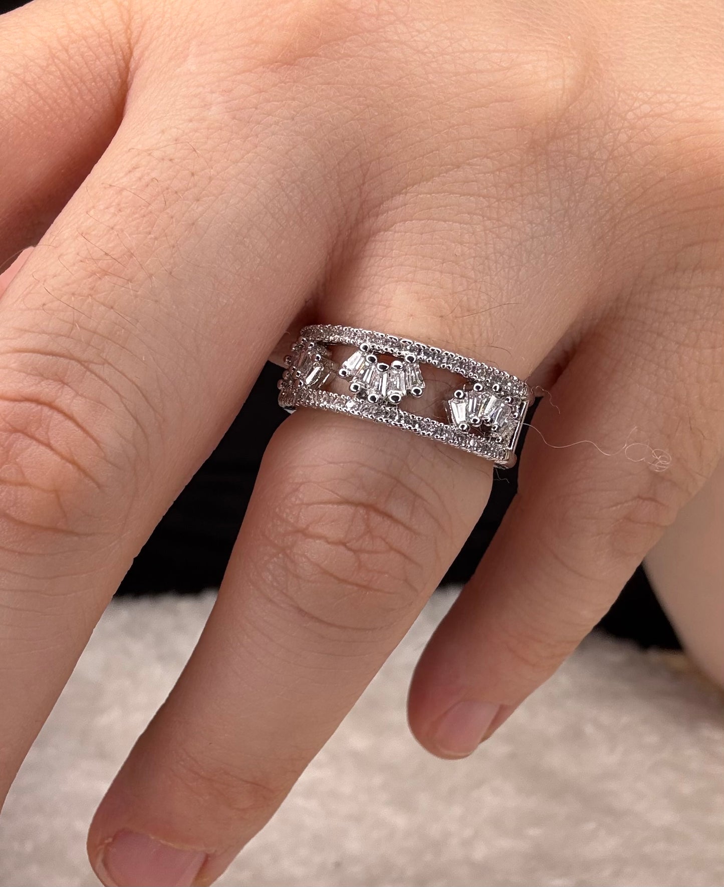Anillo avan