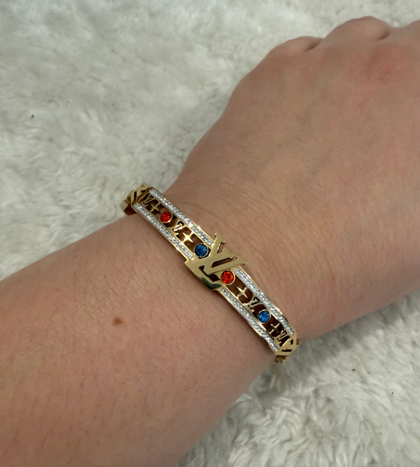 BRAZALETE COLOR LV