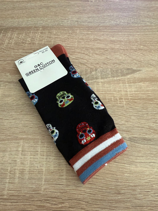 Calcetines calavera negros