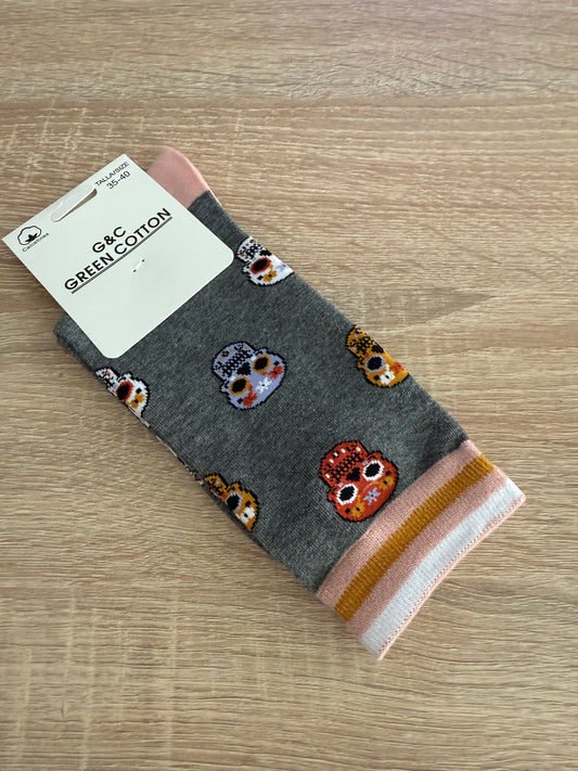 Calcetines calavera gris